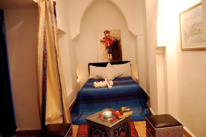 Room 5 of 27