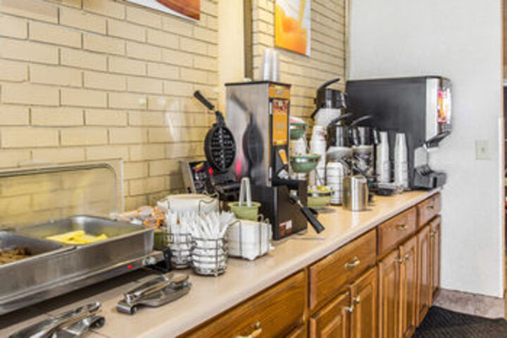 Breakfast/Coffee Service 2 of 15