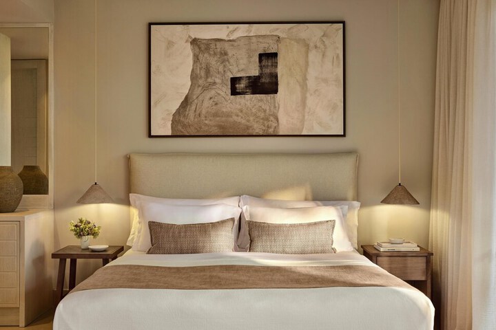 Room 29 of 562