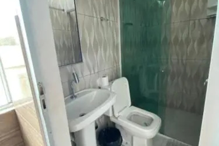 Room 8 of 19