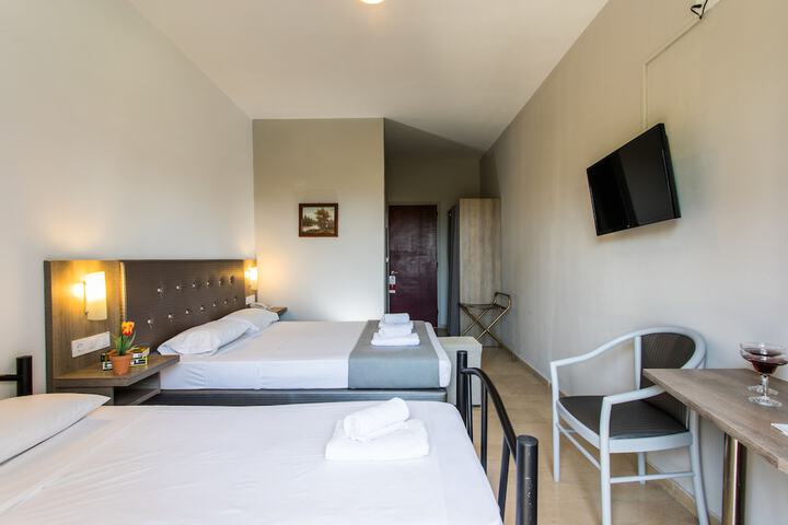 Room 17 of 50