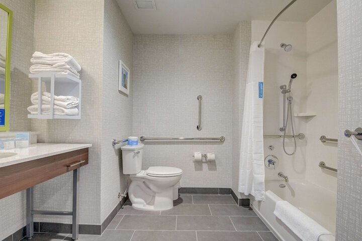 1 King Mobility Accessible with Tub (11 of 18)