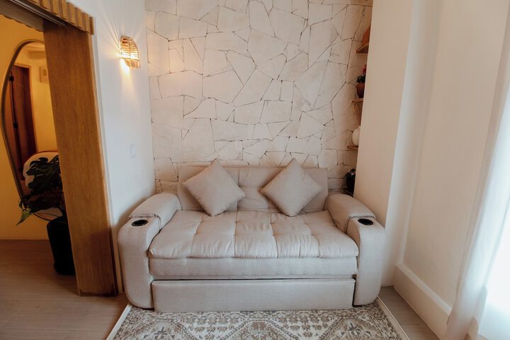 Room 16 of 52