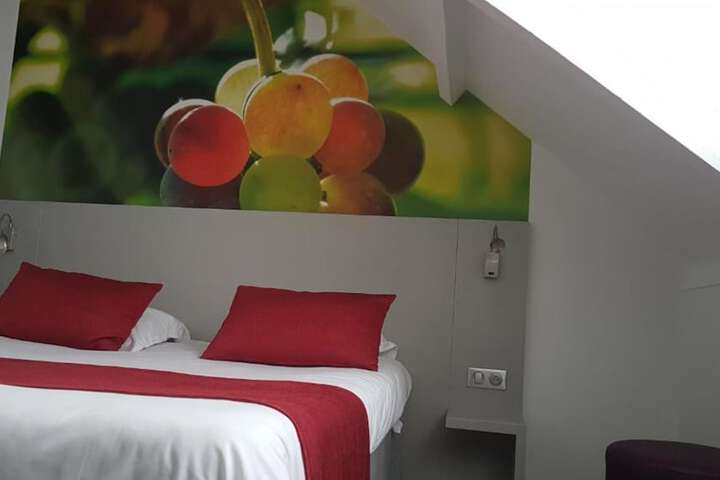 Room 15 of 42