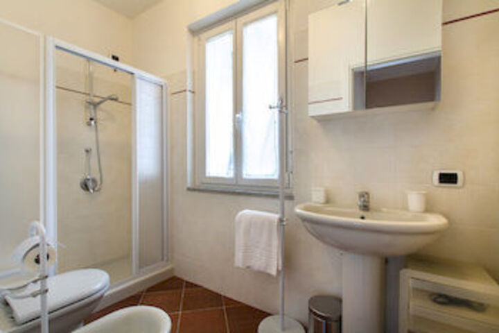 Room 5 of 51