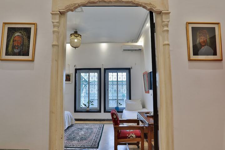 Room 49 of 129