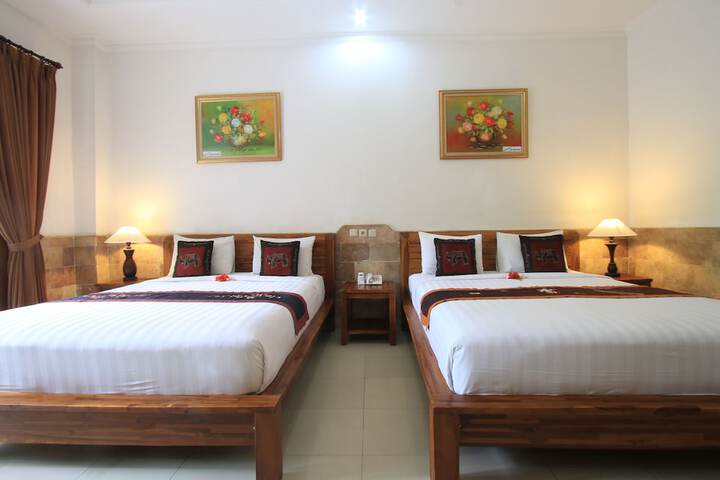 Room 12 of 213
