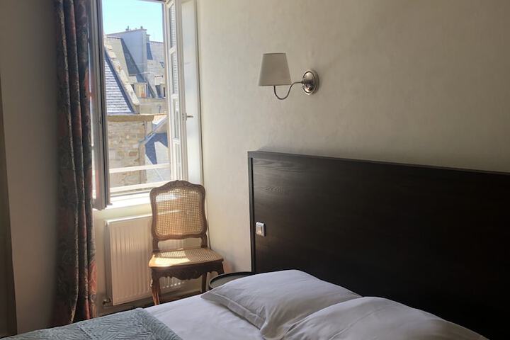 Room 19 of 41