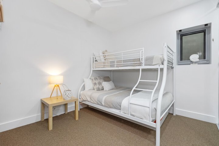 Room 26 of 319