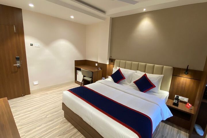 Room 16 of 49