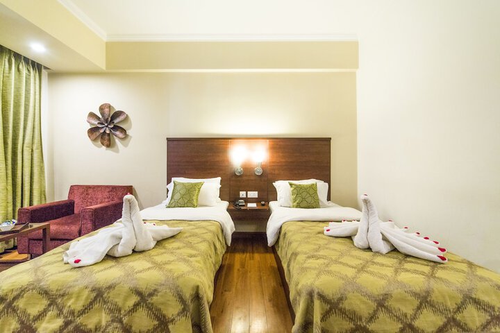 Room 25 of 53