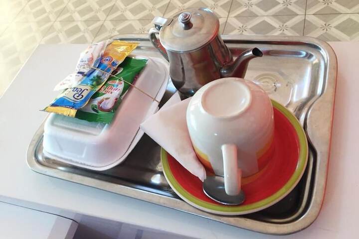 Breakfast/Coffee Service 18 of 20