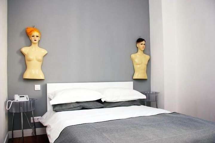 Room 15 of 65