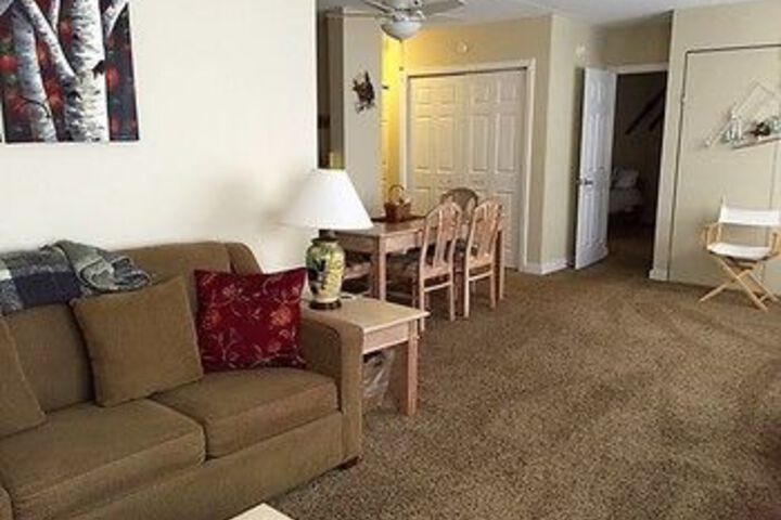 Room 50 of 61