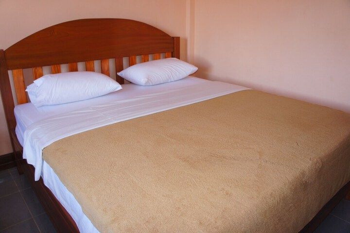 Room 7 of 26