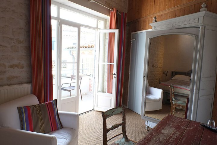 Room 48 of 105