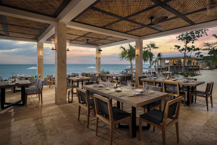 Dining 100 of 138