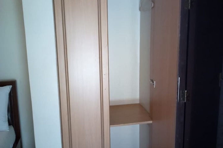 Room 5 of 20