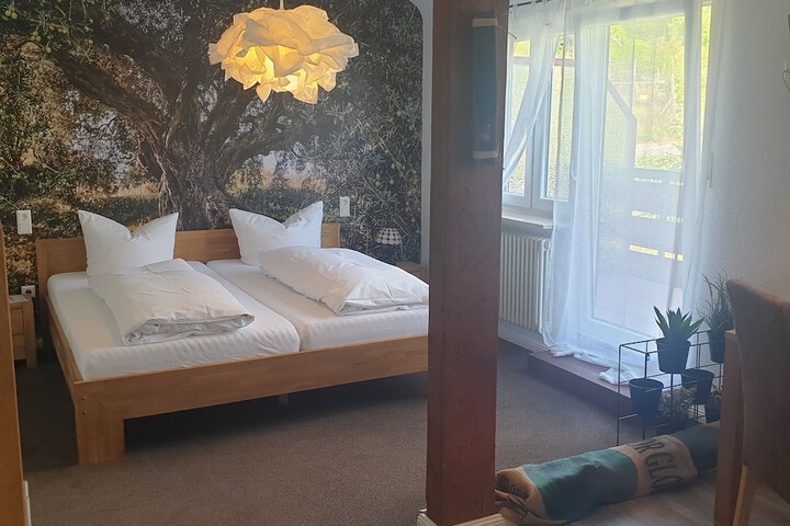 Room 17 of 35