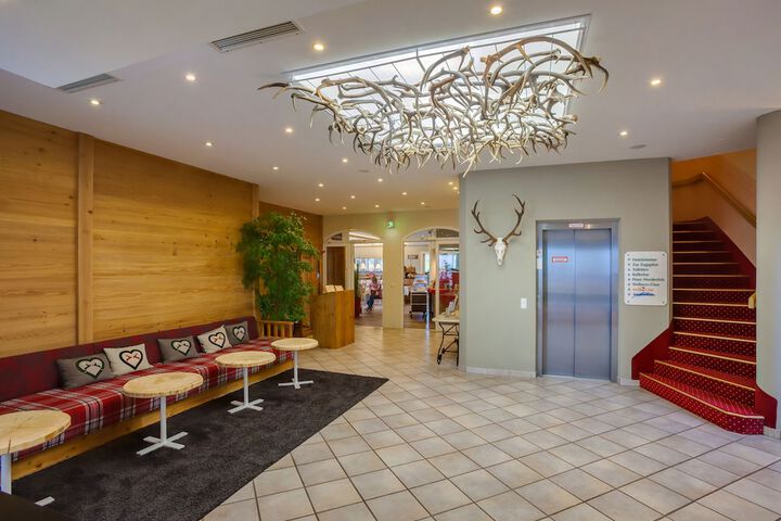 Hotel Interior 5 of 75