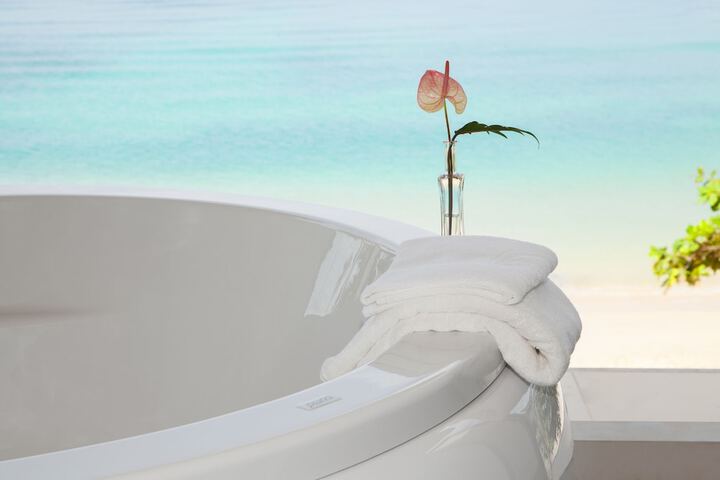 Hot Tub 33 of 61