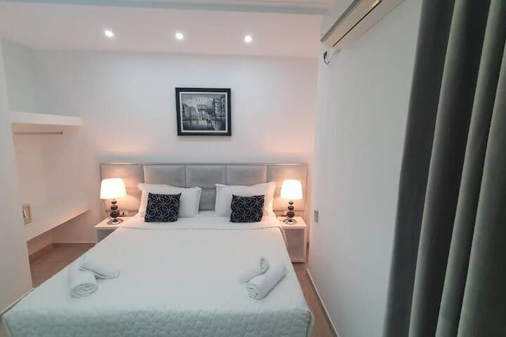 Room 58 of 106
