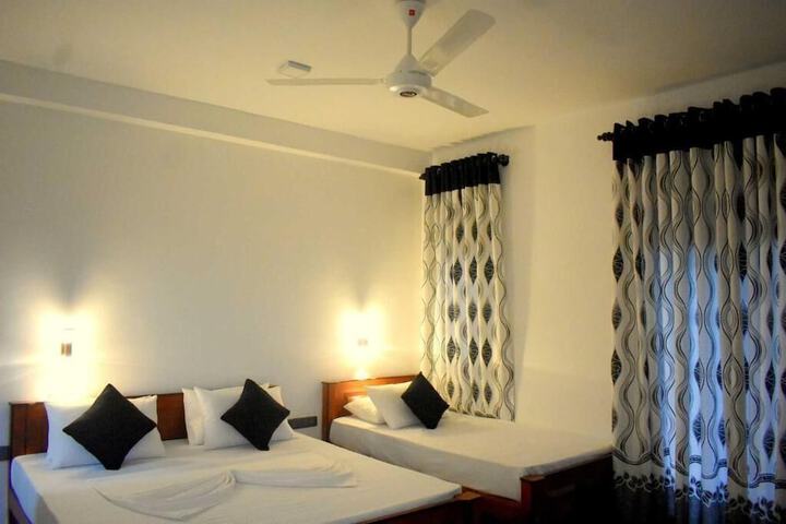 Room 3 of 17