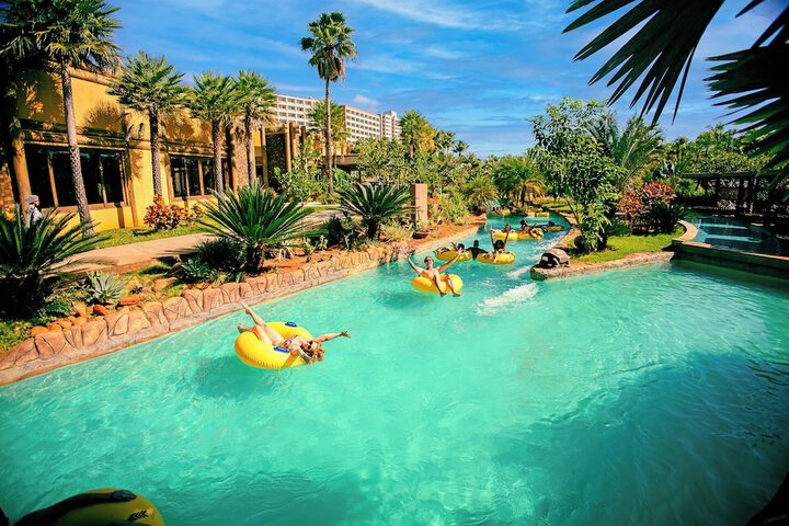 Pool 65 of 135
