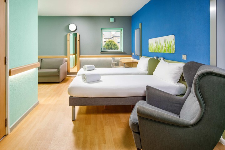 Room 15 of 47