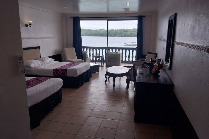 Room 9 of 30
