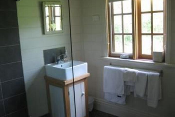Room 2 of 11