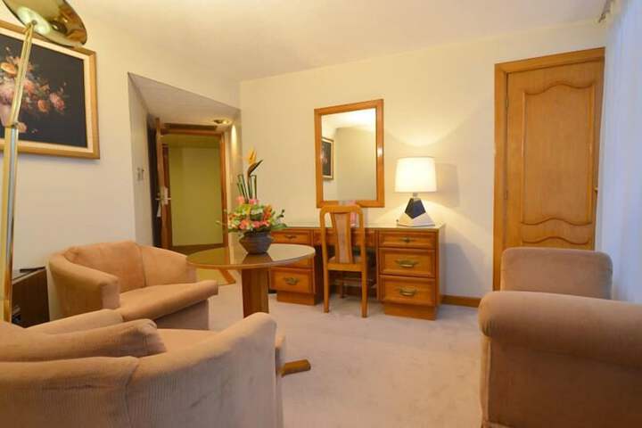 Room 18 of 41