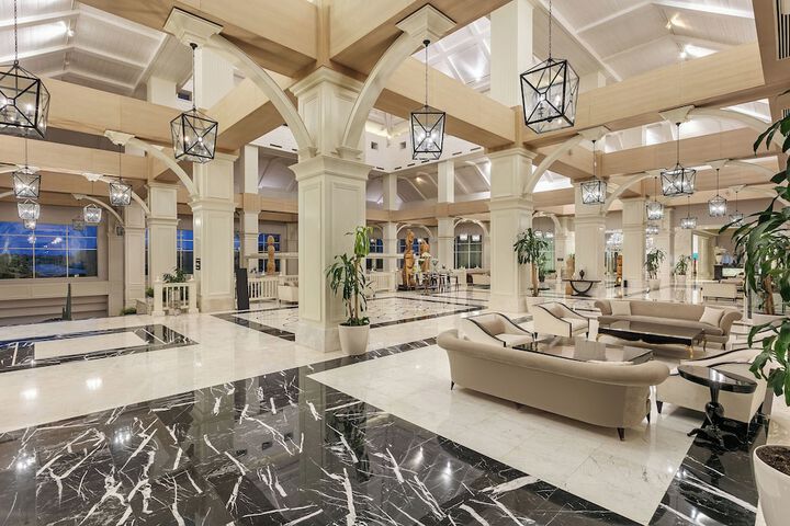 Hotel Lobby