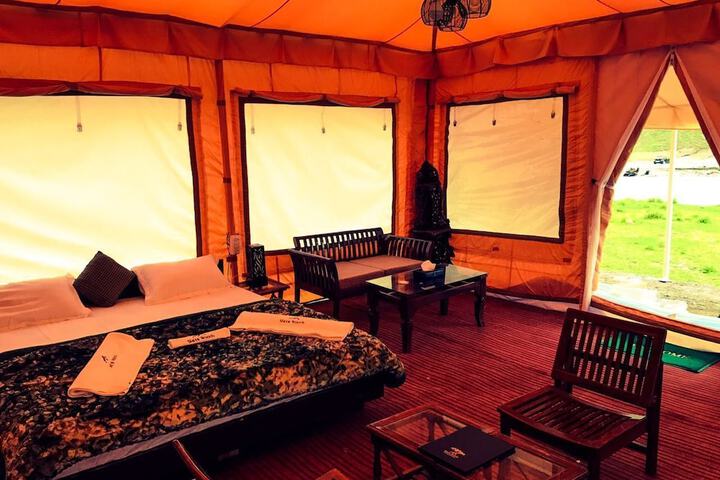 Room 7 of 17