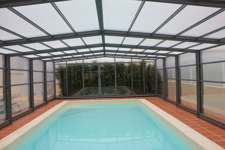 Pools & Facilities