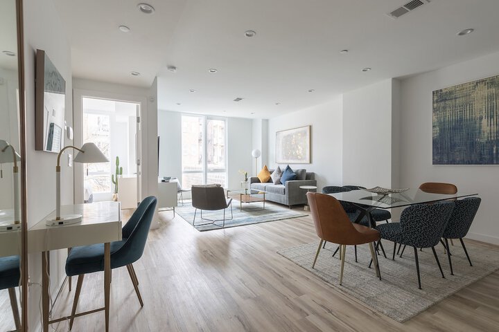 Room 2 of 14