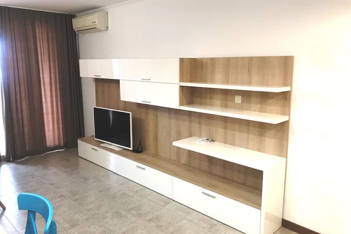Room 26 of 61