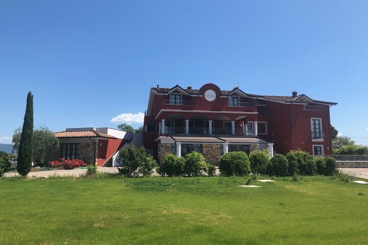 Villa Nadar Hotel B & B in Altopascio