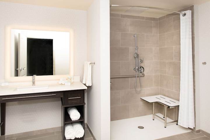 Bathroom shower