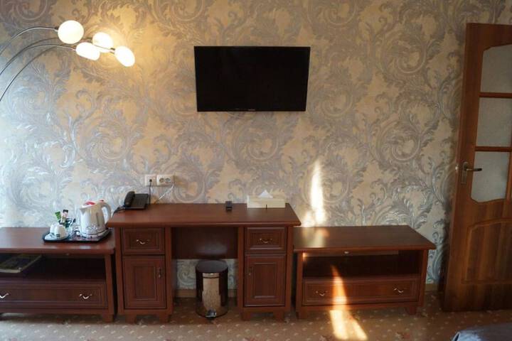 Room 4 of 47