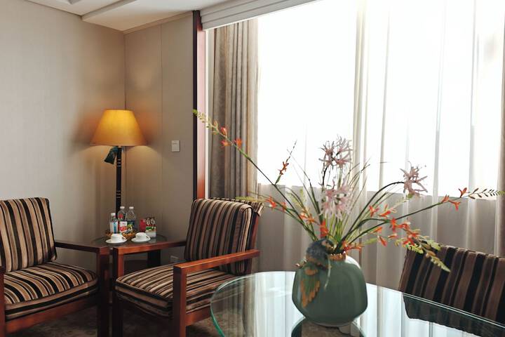 Room 21 of 51