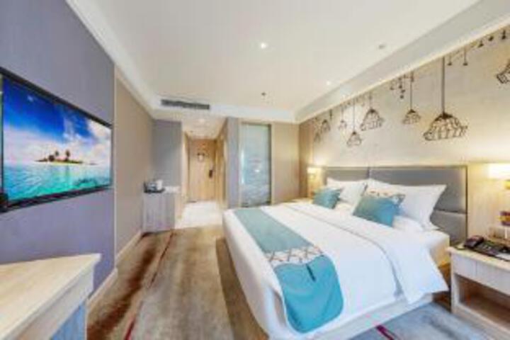 Room 18 of 20