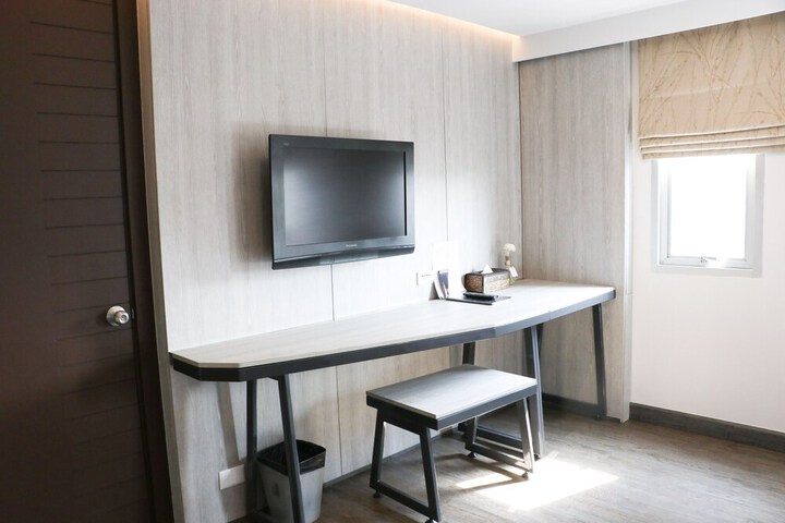 Room 46 of 80
