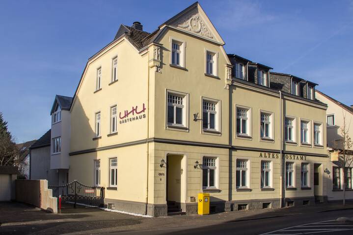 Uhu Gästehaus in Cologne