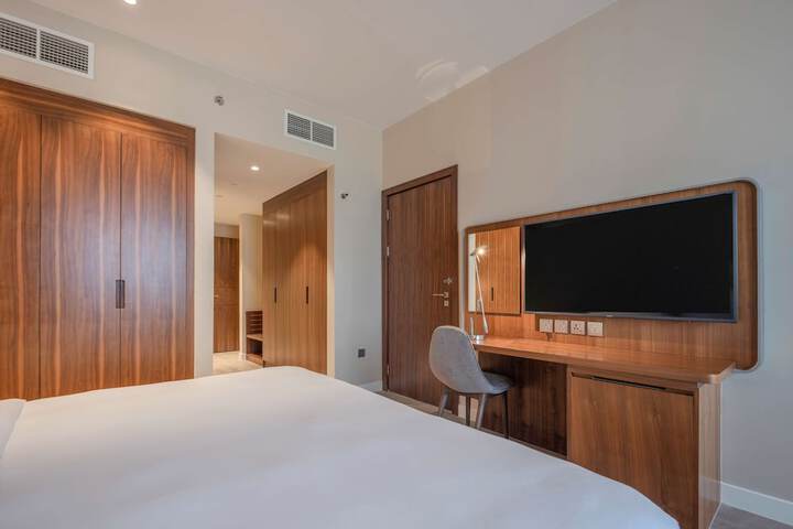Room 57 of 268