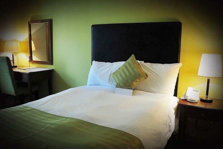 Room 10 of 49
