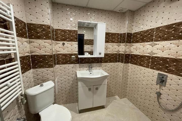 Room 25 of 37