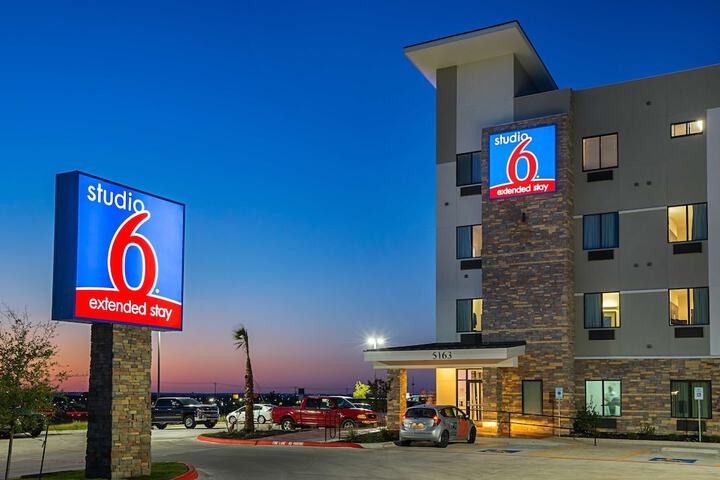Hotel 46 of 49