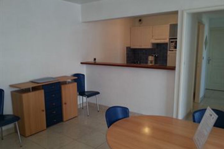 Room 15 of 20
