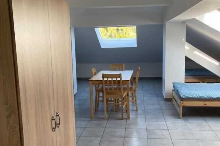 Room 7 of 20
